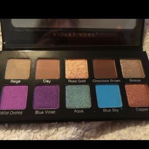 Violet Voss eyeshadow pallet